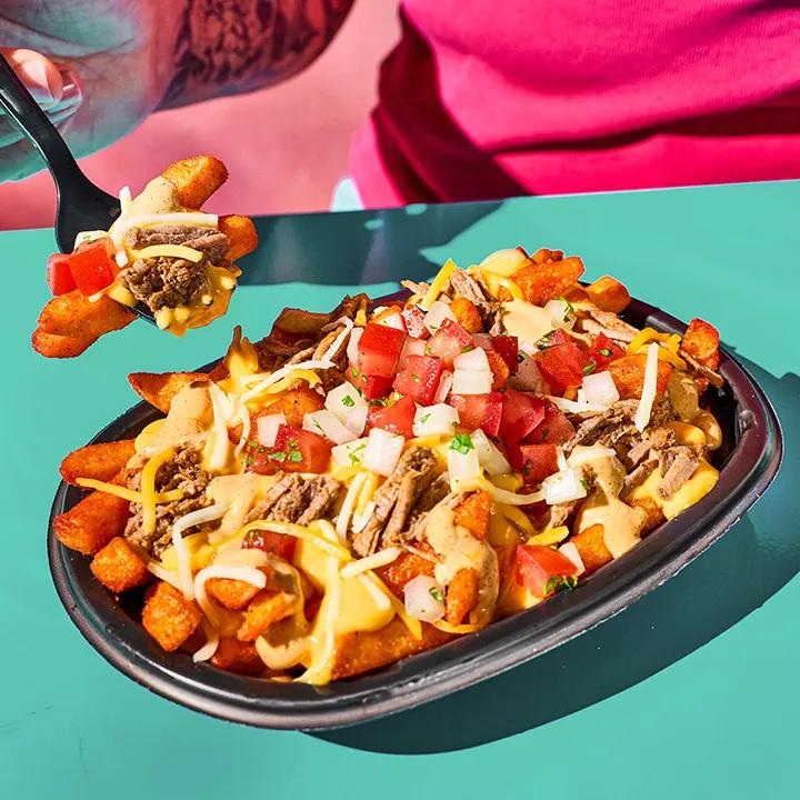 Shredded Beef Nacho Fries